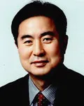 정치인, 연구인인 유재명의 대표 이미지