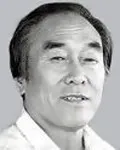 지휘자인 홍연택의 대표 이미지