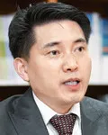 연구인인 주익종의 대표 이미지
