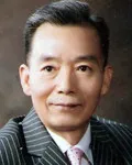 영화배우인 이동철의 대표 이미지