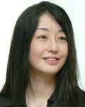 소설가인 가와카미 히로미의 대표 이미지