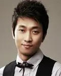 연극배우, 뮤지컬배우인 이동수의 대표 이미지