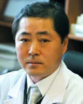 의사인 정성복의 대표 이미지