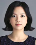첼로연주가인 박고운의 대표 이미지