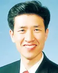 목사, 교육전문가인 김충성의 대표 이미지