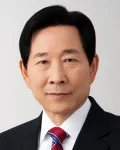(전직)기초단체장인 우건도의 대표 이미지