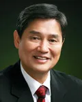 교육위원인 신국중의 대표 이미지