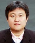 대학교수인 고등영의 대표 이미지