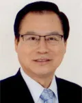 교육공무원인 정채동의 대표 이미지