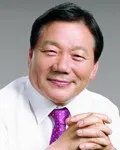 교육전문가인 강인섭의 대표 이미지