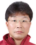 스포츠감독인 신용선의 대표 이미지