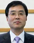 변호사, (전직)판사인 안영률의 대표 이미지