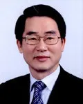 대학교수인 정형명의 대표 이미지