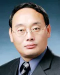 언론인, 시인인 가금현의 대표 이미지