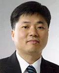 금융인인 윤석민의 대표 이미지