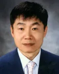 대학교수인 윤상운의 대표 이미지