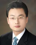 정당인인 류왕도의 대표 이미지