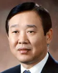 (전직)행정공무원, (전직)대학학장인 이정보의 대표 이미지