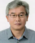 시인인 채상근의 대표 이미지