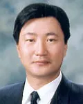 언론인, (전직)기업인, (전직)통신기자인 최재완의 대표 이미지
