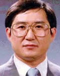 대학교수인 유동근의 대표 이미지