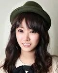 탤런트인 윤채경의 대표 이미지