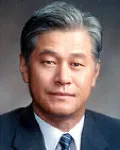 변리사인 강일우의 대표 이미지