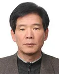 대학교수인 김유현의 대표 이미지
