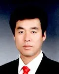 기초의회의원인 이석균의 대표 이미지
