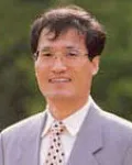 대학교수인 윤종걸의 대표 이미지