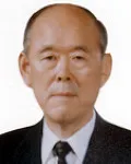 (전직)사회기관단체인, (전직)정무직공무원, (전직)국영기업인인 김수학의 대표 이미지
