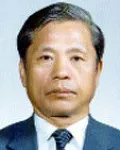 (전직)학술기관단체인, (전직)대학교수인 김운태의 대표 이미지