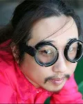 소설가인 박민규의 대표 이미지