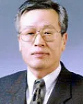 대학교수인 이효익의 대표 이미지