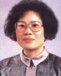 대학교수인 박화윤의 대표 이미지