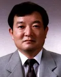 안과의사, 대학교수인 진용한의 대표 이미지