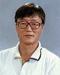대학교수인 손종근의 대표 이미지
