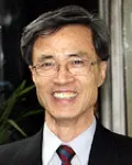 (전직)대학교수인 강용찬의 대표 이미지