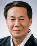 목사, (전직)대학교수인 손영호의 대표 이미지