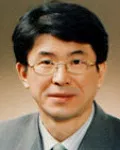 대학교수인 송만익의 대표 이미지
