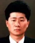 대학교수인 송무석의 대표 이미지