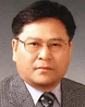대학교수인 성낙도의 대표 이미지
