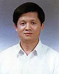 대학교수인 유지수의 대표 이미지