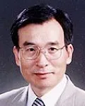대학교수인 석호봉의 대표 이미지