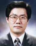소아과의사, 대학교수인 신손문의 대표 이미지