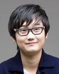 가수인 홍인성의 대표 이미지