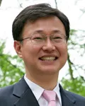 시민운동가인 장인홍의 대표 이미지