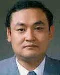 (전직)방사선과의사, (전직)대학교수인 서정진의 대표 이미지