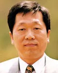 (전직)대학교수인 신희균의 대표 이미지