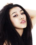 모델인 리파나의 대표 이미지